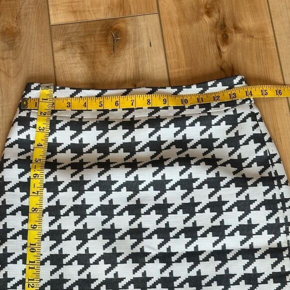 Banana Republic Pencil - Lined Skirt Pattern Black/White Size 0 - Picture 5 of 12
